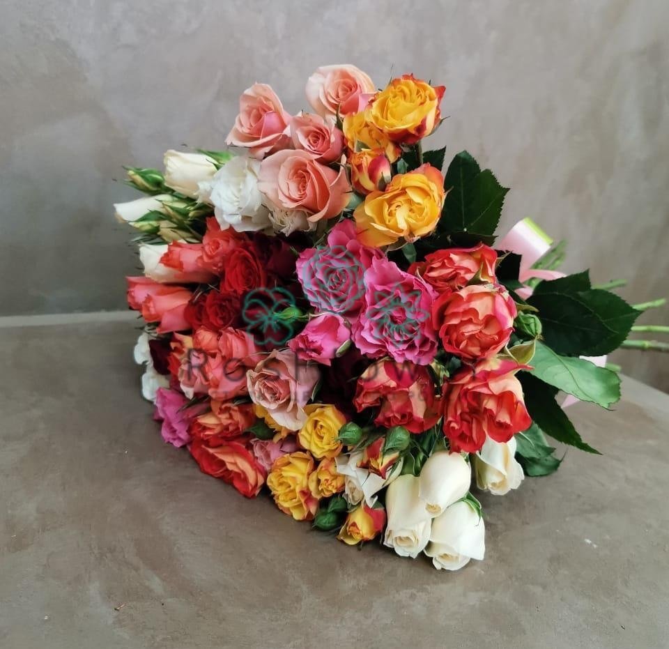 Букет цветов из: Розы в Локоть