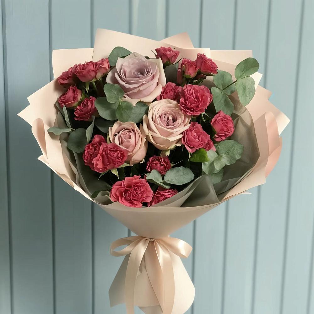 Букет цветов из: Гвоздики и Розы в Локоть
