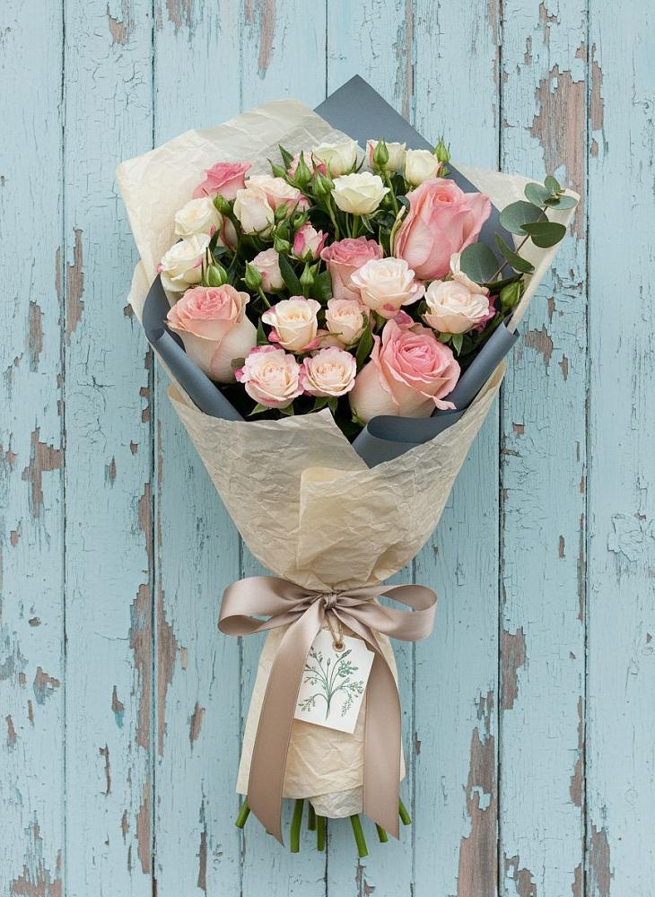 Букет цветов из: Розы в Локоть