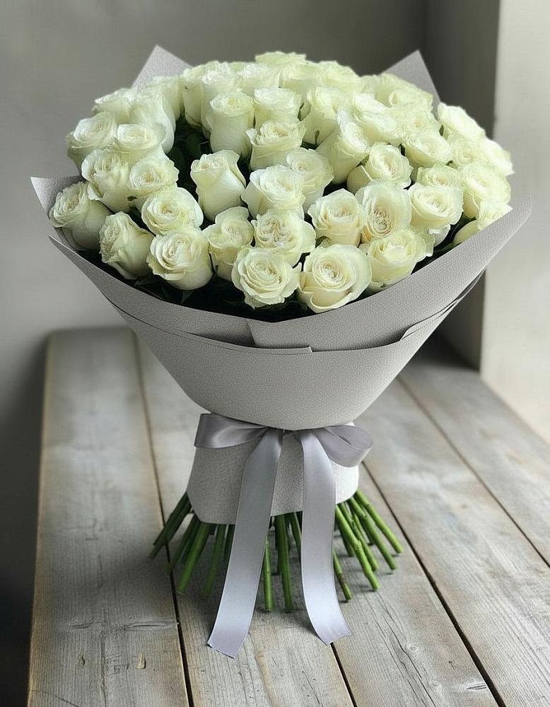 Букет 35 Белых роз в Локоть