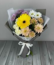 Букет цветов из:  Розы, Герберы и Хризантемы в Локоть