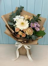 Букет цветов из:  Герберы и Хризантемы в Локоть