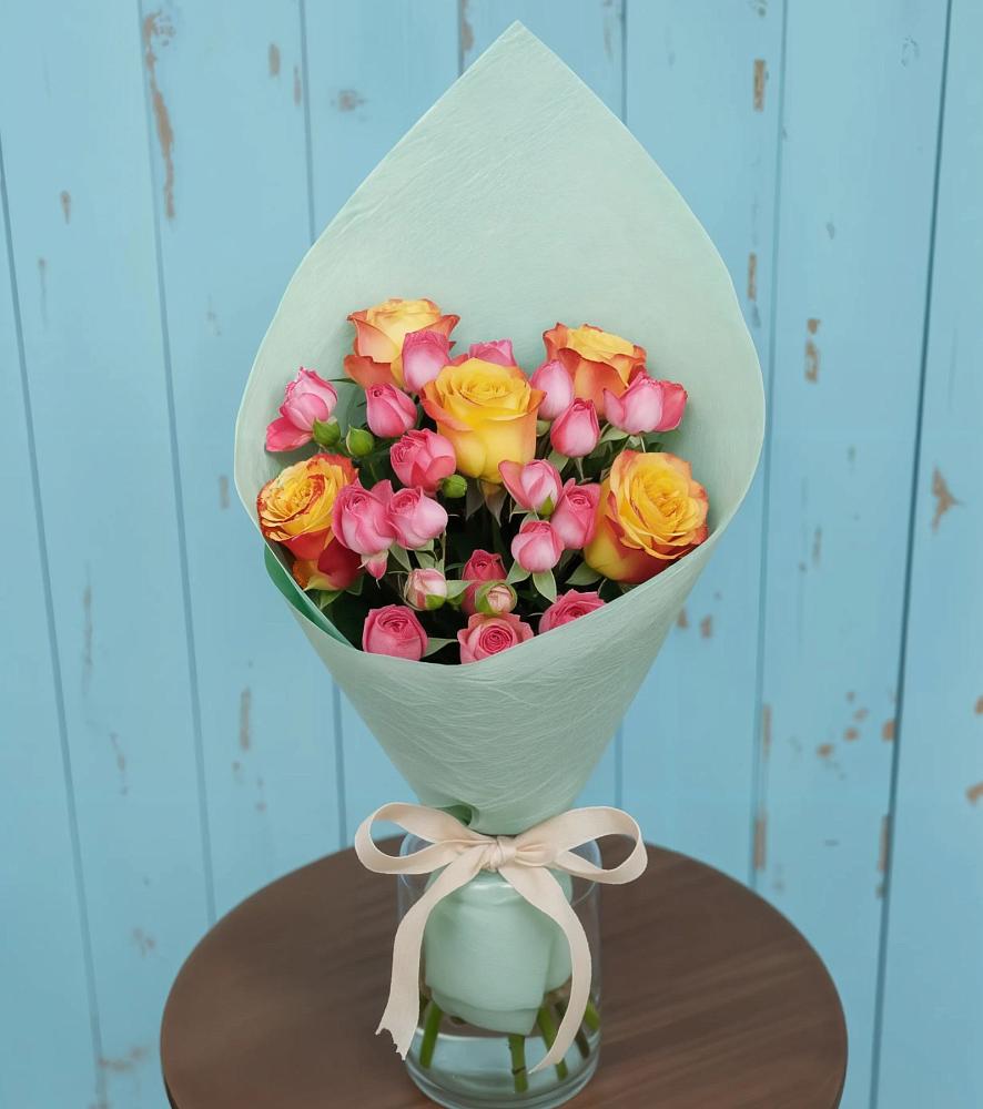 Букет цветов из: Розы в Локоть