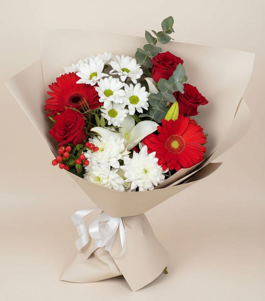 Букет цветов из: Розы, Хризантемы, Герберы и Лилии в Локоть