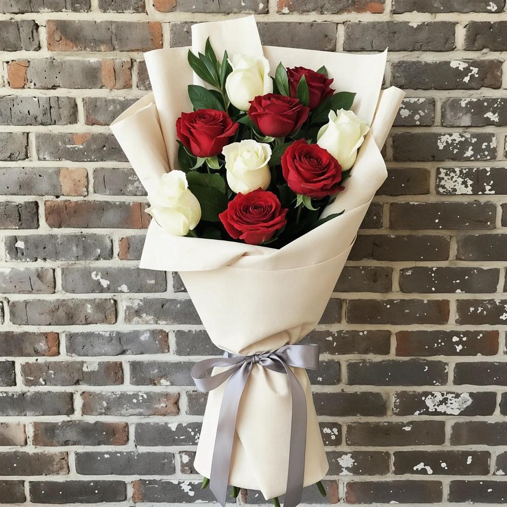 Букет цветов из: Розы в Локоть