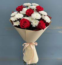 Букет цветов из:  Розы и Хризантемы в Локоть