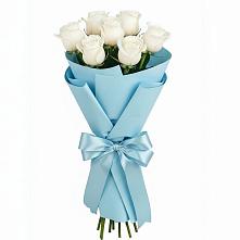 Букет 7 белых роз Проуд в Локоть