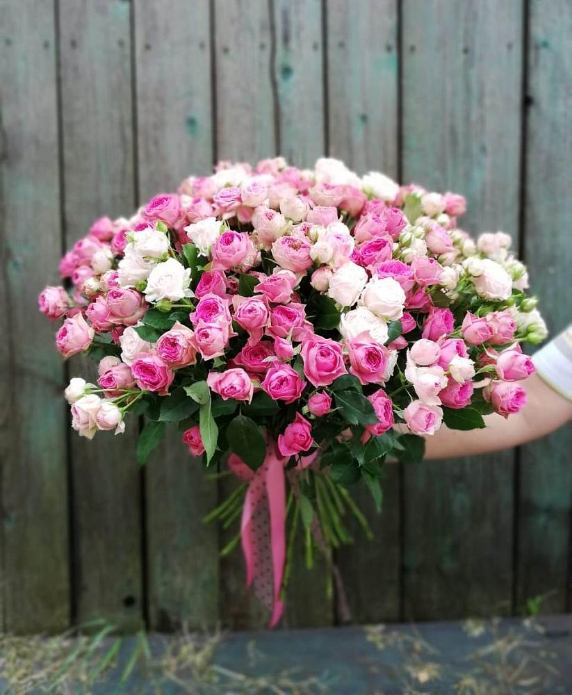 Букет Розовые кустовые розы Натали и Лав Лидия в Локоть