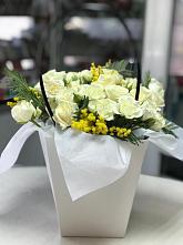 Цветочная композиция из Розы  в Локоть