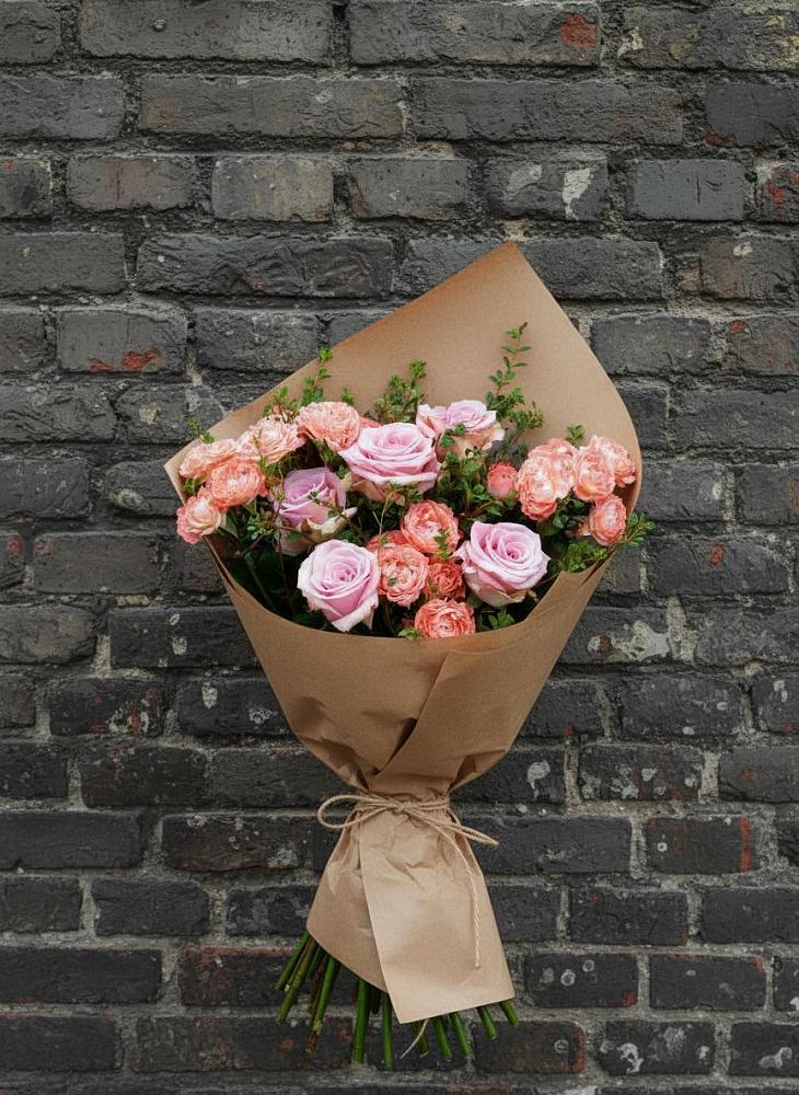 Букет цветов из: Розы в Локоть