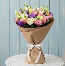 Букет цветов из:  Лизиантусы в Локоть